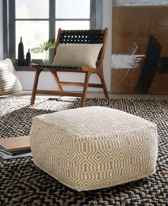 Adamont - Tan / Ivory - Pouf