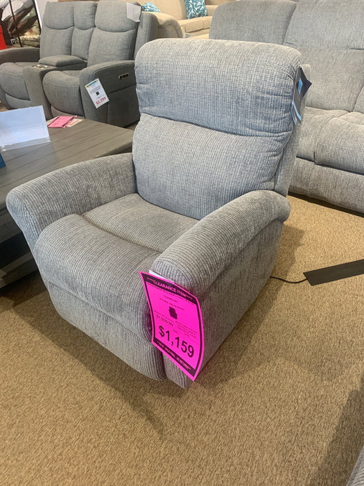 Davis Power Recliner