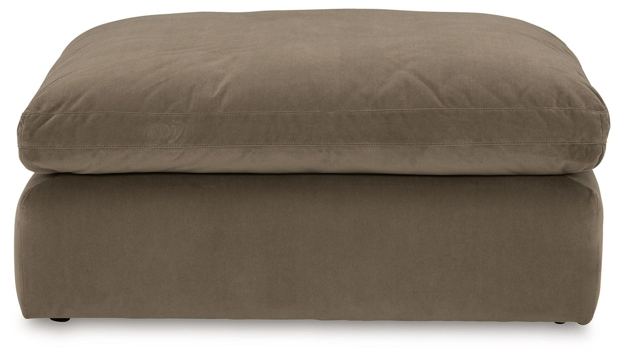 Sophie - Oversized Accent Ottoman