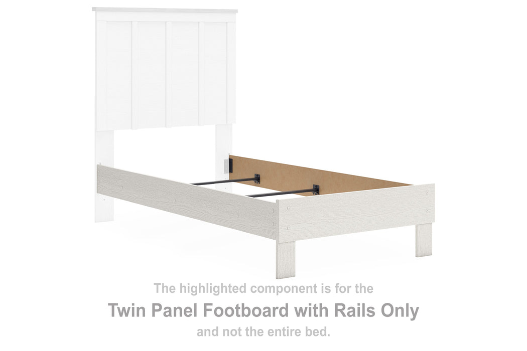 Linnocreek - White - Twin Panel Footboard With Rails