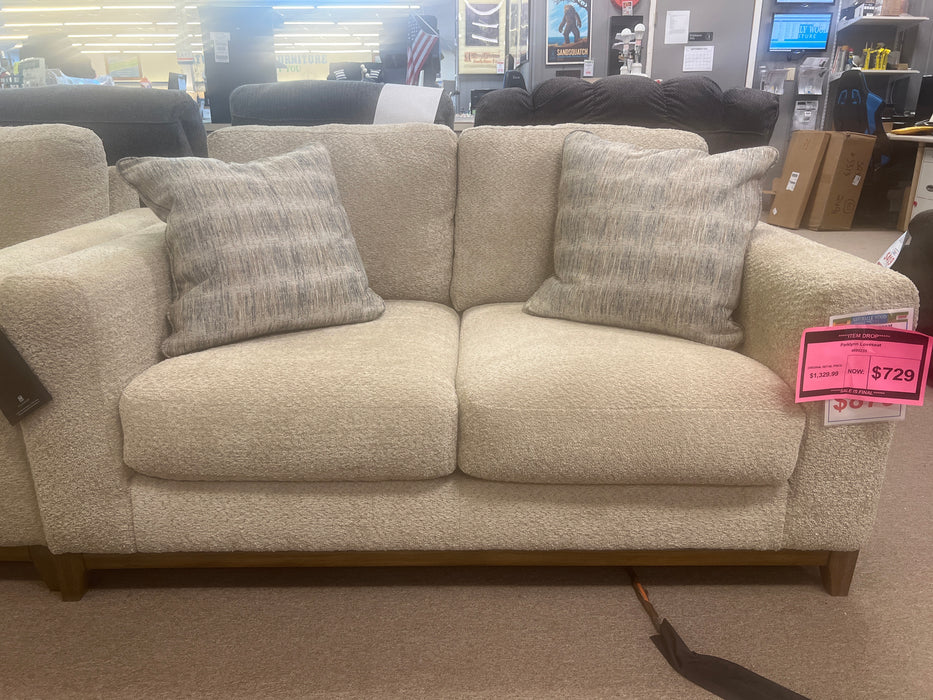 Parklynn Loveseat