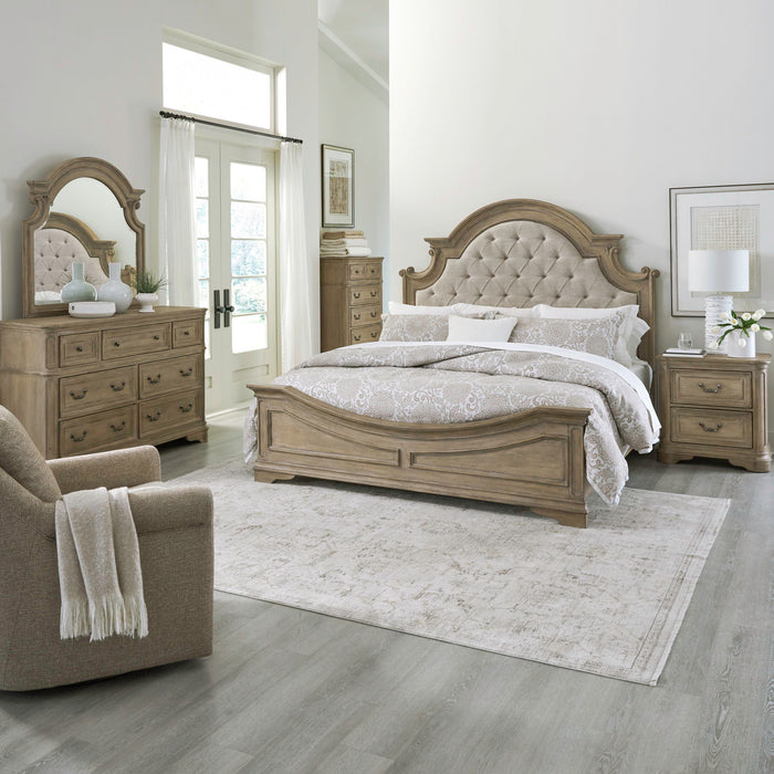 Magnolia Manor - Upholstered Bedroom Set