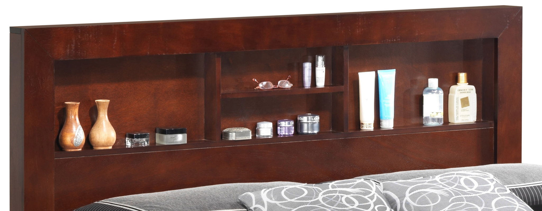 Bed With Transitional Design Stylish