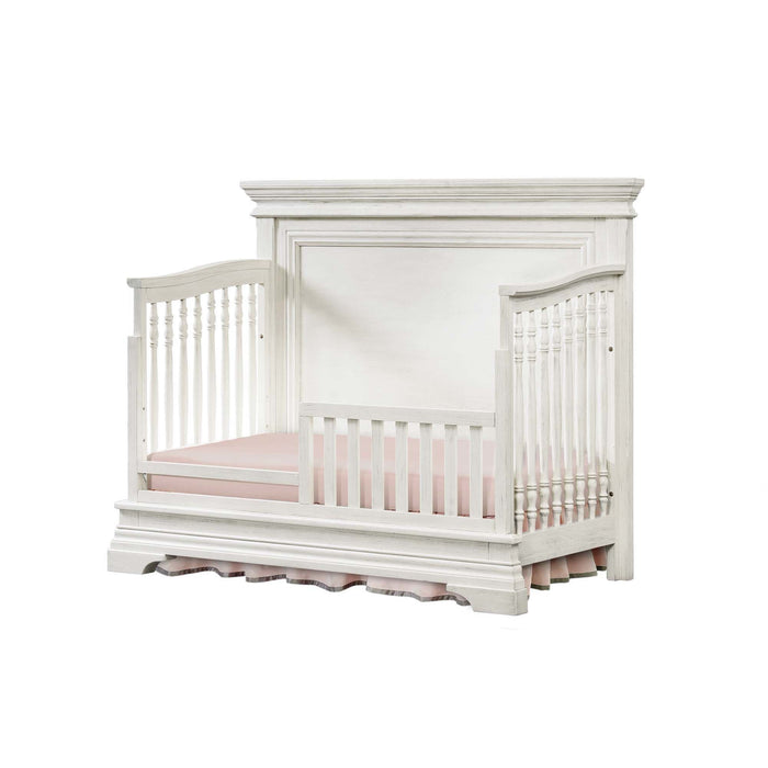 Olivia - Flat Top Convertible Crib