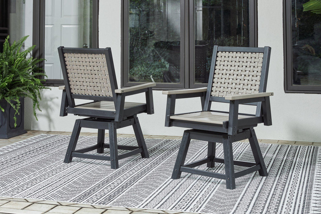 Mount Valley Outdoor Dining Set