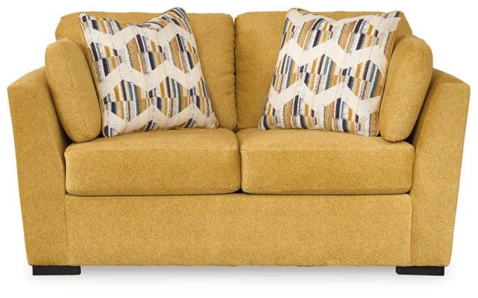 Keerwick Loveseat