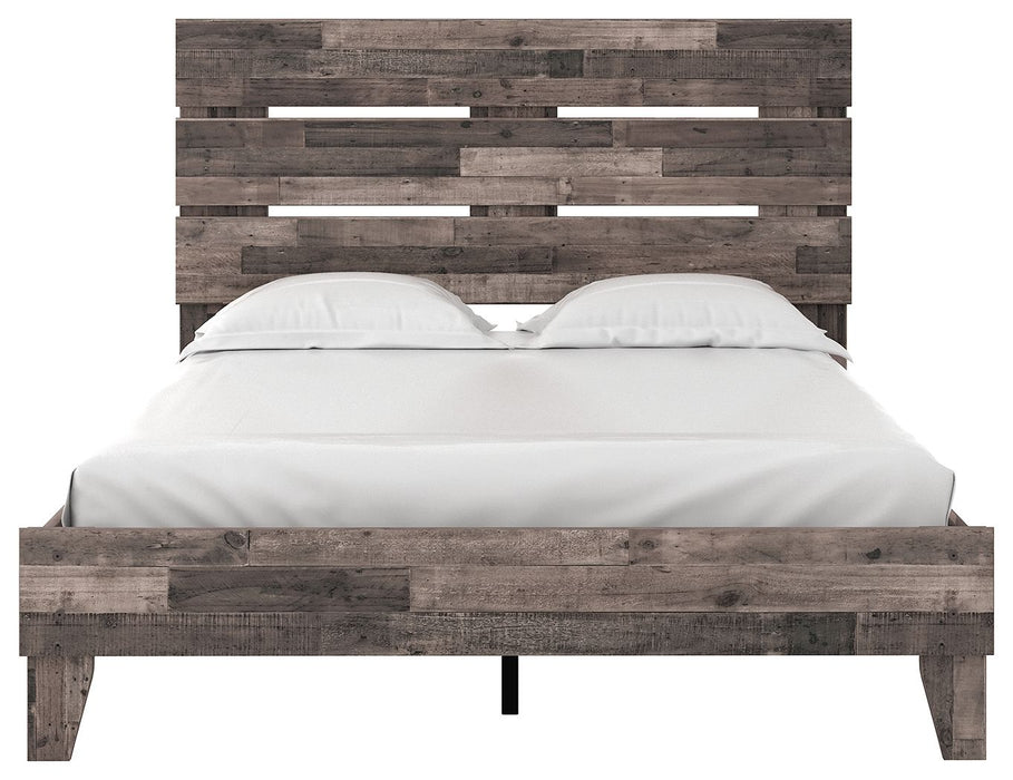 Neilsville - Panel Bed