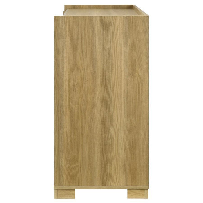 Hyland - 6-Drawer Dresser